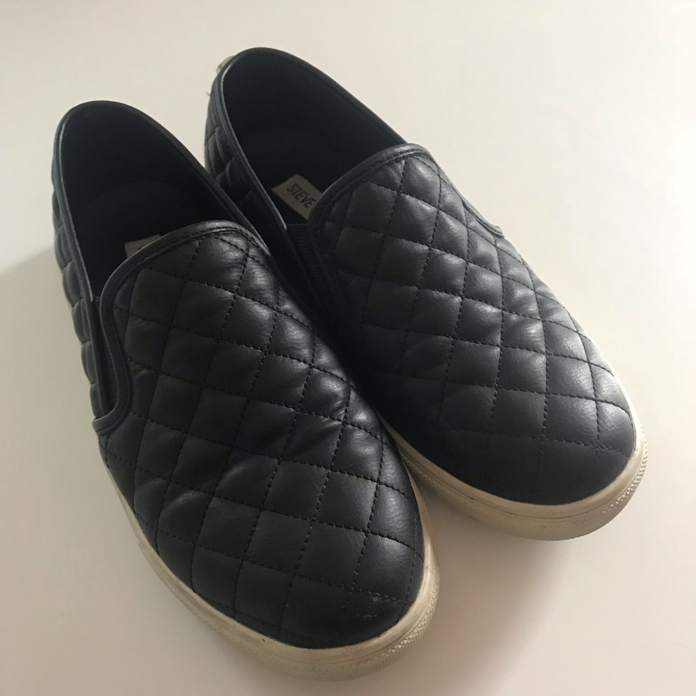 Steve Madden black sneakers